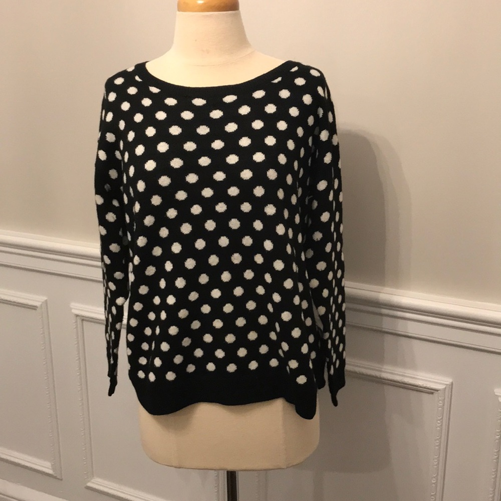 NWOT H&M Sweater Black and White polka dots SZ S.